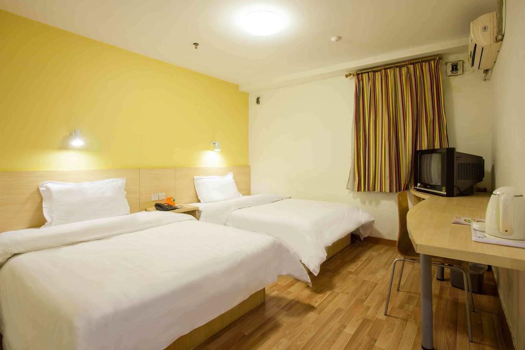 הואהי'אן 7Days Inn Huaian Chengde North Road Darunfa חדר תמונה
